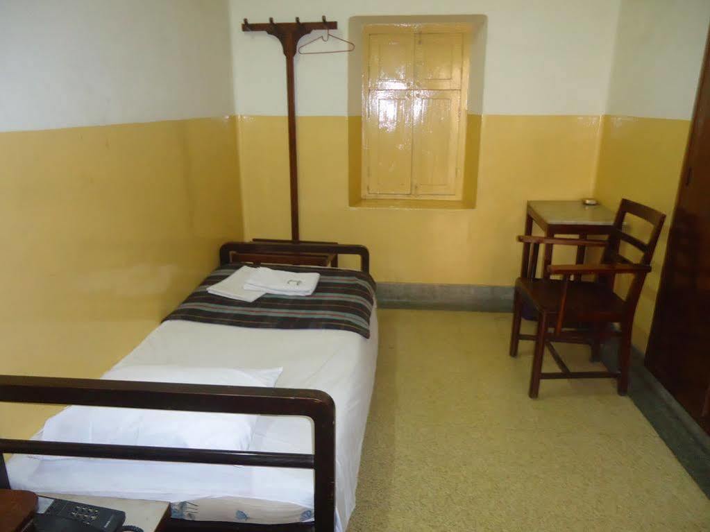 Hotel Mysore Dasaprakash ภายนอก รูปภาพ